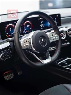 مێرسێدس بێنز CLA